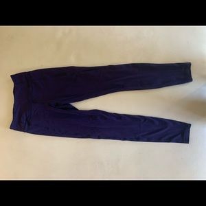 Size 6 super high rise lululemon Nulu